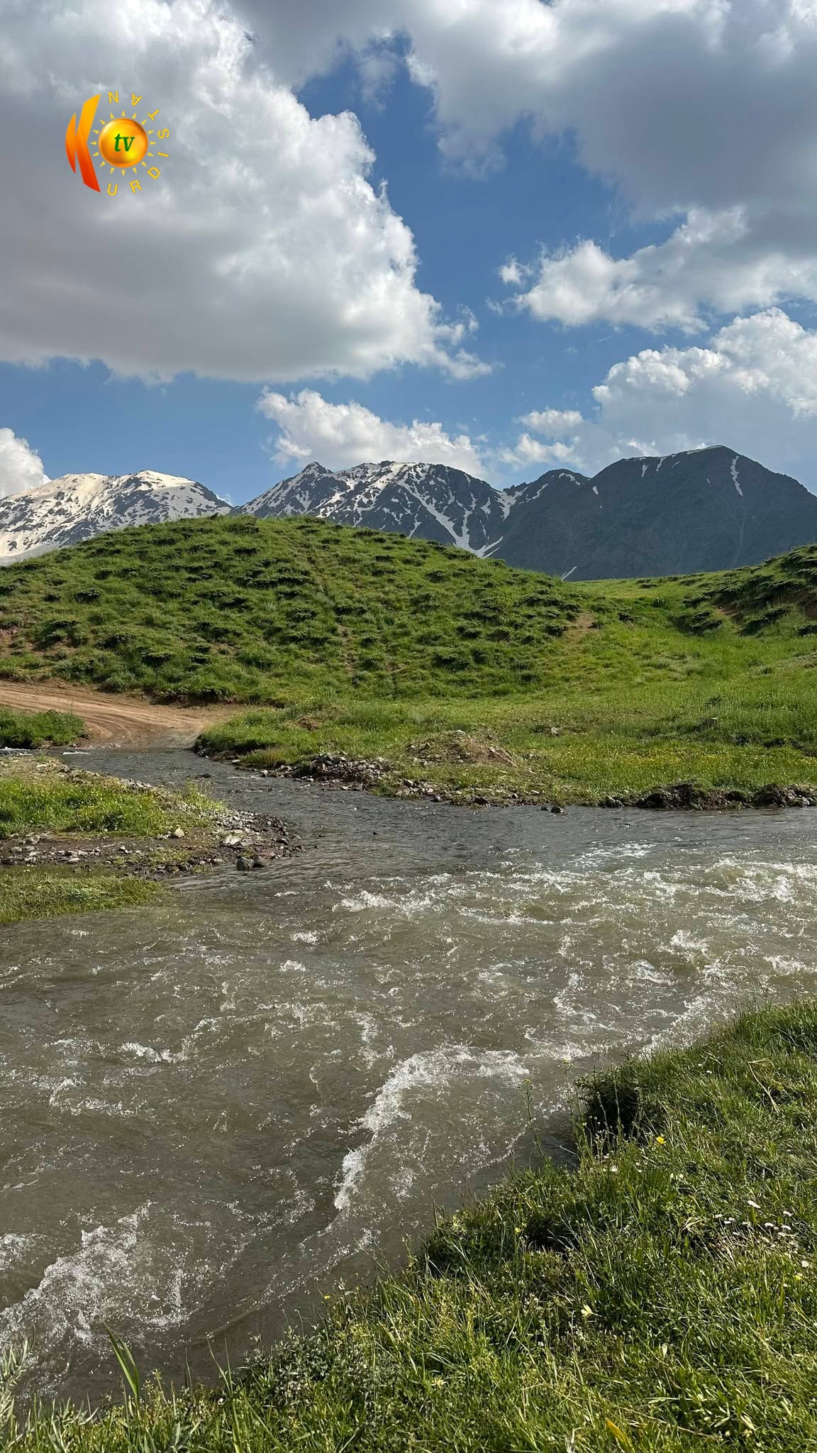 دیمەنی مێرگەمیر لە بناری چیای بەربزین لە دەڤەری سۆران