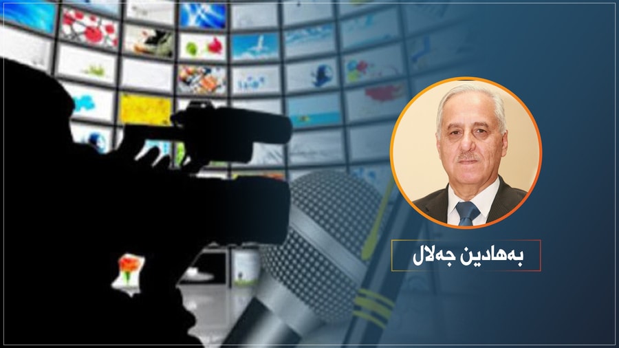 ئایا هەموو نووسەرێک ڕۆژنامەنووسە؟