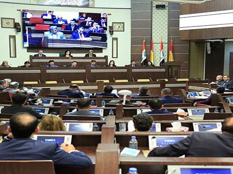 دیموکراسیمان لە هی عالەم ناچێت