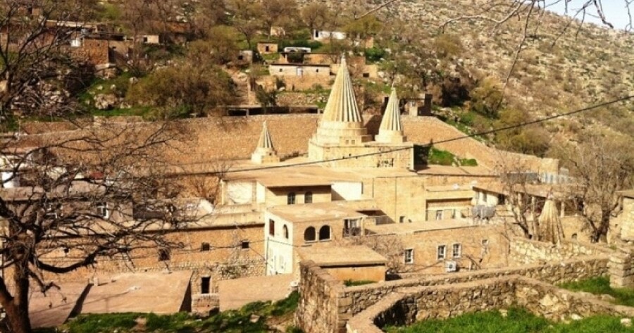 رۆژیێن ئێزی و رۆژیگرتن د باوەریا ئێزدیان دا ...