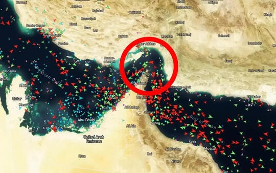 پاسداران: گەرووی هورمز خاکی ئێمەیە و نایکەینەوە