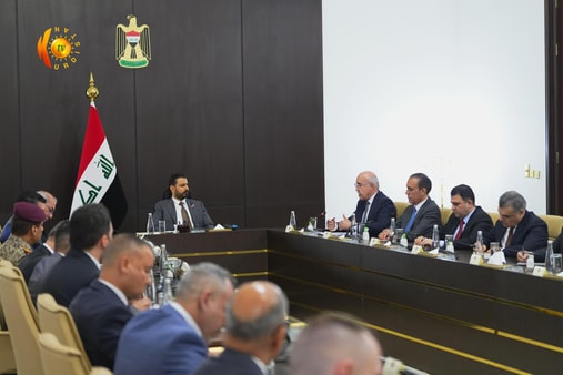 سەرۆک وەزیرانی عێراق بڕیاری دەستپێکردنەوەی کارەکانی کۆمپانیا نەوتییەکانی هەرێمی دا