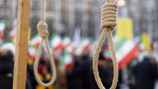 ئێران به تۆمهتی سیخوڕی كردن بۆ ئیسرائیل دوو كهسی له سێدارهدا