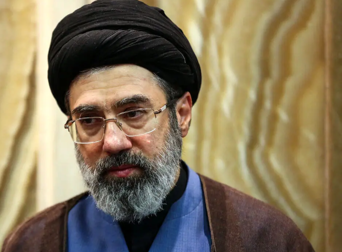 سکوت مجتبی خامنهای شکست؛ وعده «انتقام» در سایه ابهامات امنیتی