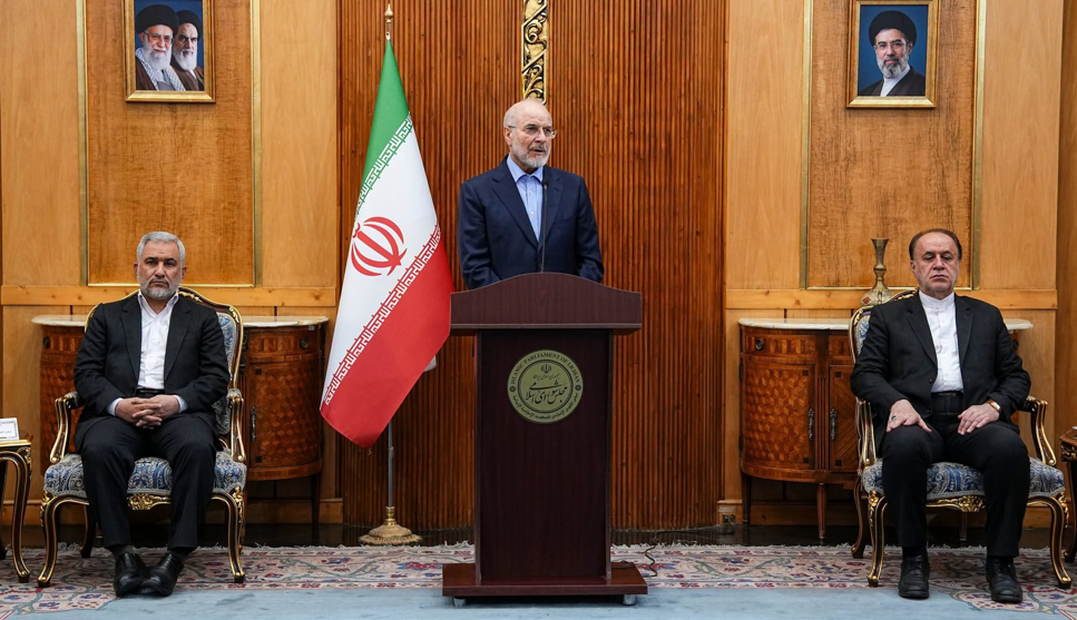 سەرۆکی پەرلەمانی ئێران بۆ تاوتوێکردنی پەیوەندییەکان گەیشتە بەغدا