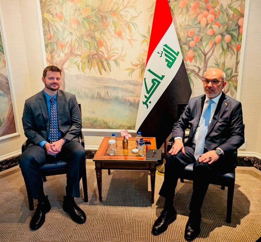 وزیر نفت عراق و شرکت شورون توسعه سرمایهگذاری انرژی را بررسی میکنند