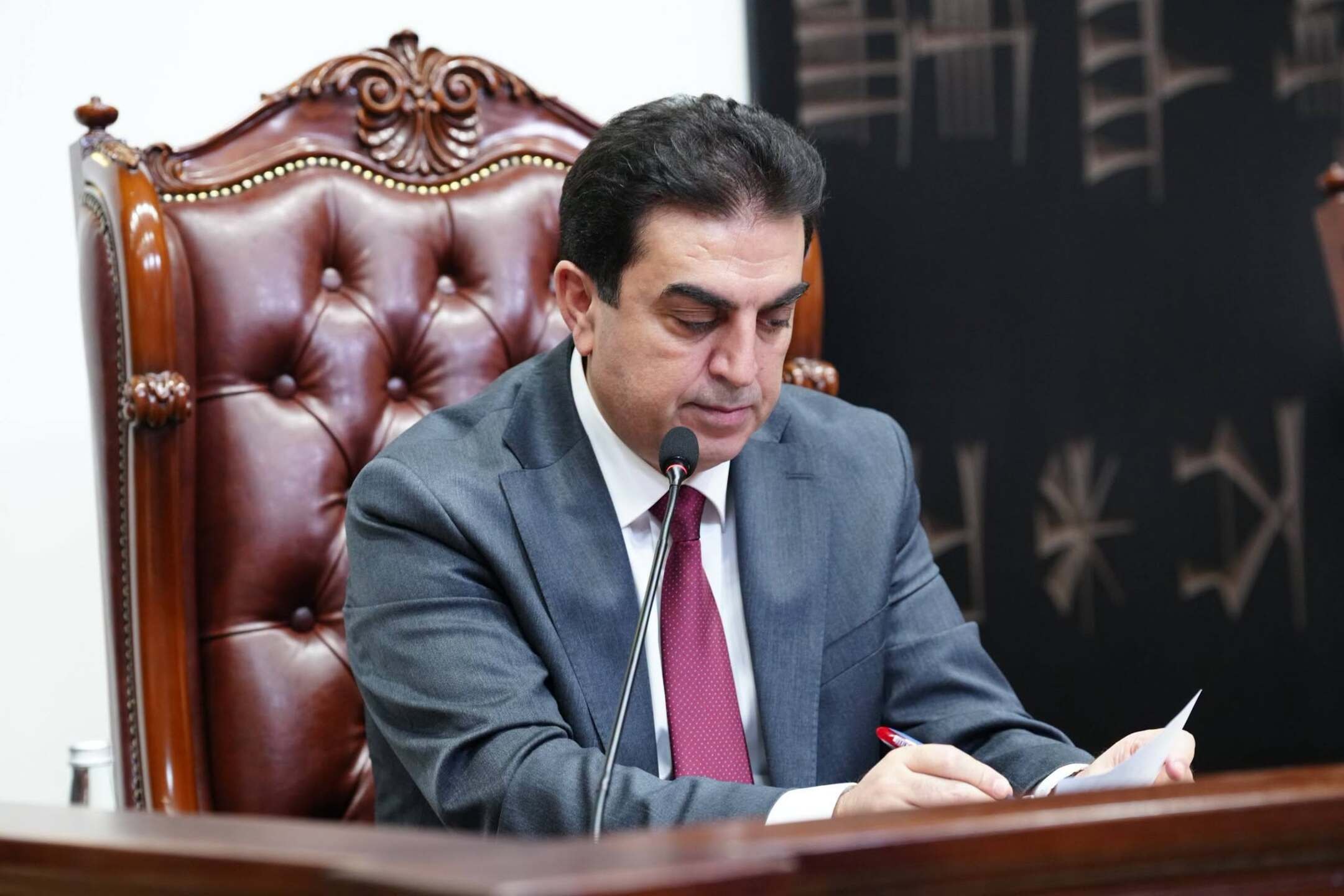 فەرهاد ئەترووشی: خەڵاتەکەی ڤاتیکان پێزانینە بۆ ڕۆڵی سەرۆک بارزانی لە پاراستنی پێکەوەژیان دا