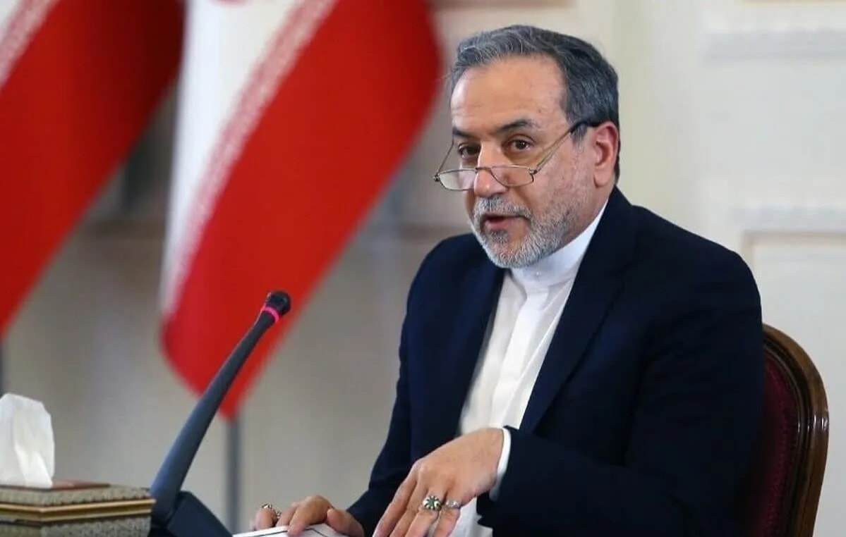 عەباس عێراقچی: ئەمریکا دانی بە لەدەستدانی دەیان فڕۆکەدا ناوە و ئێران یەکەم F-35ـی خستە خوارەوە