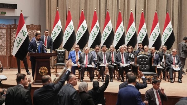 القوى السياسية العراقية تتفق على شغل الوزارات الشاغرة
