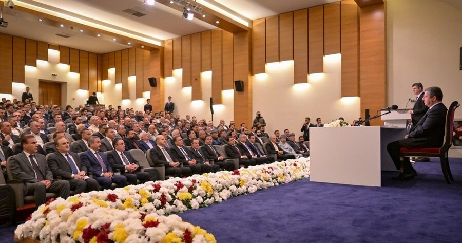 سەرۆکی حکومەت لەگەڵ خاوەنکاران و وەبەرهێنەرانی ناوچەی بادینان کۆبووەوە