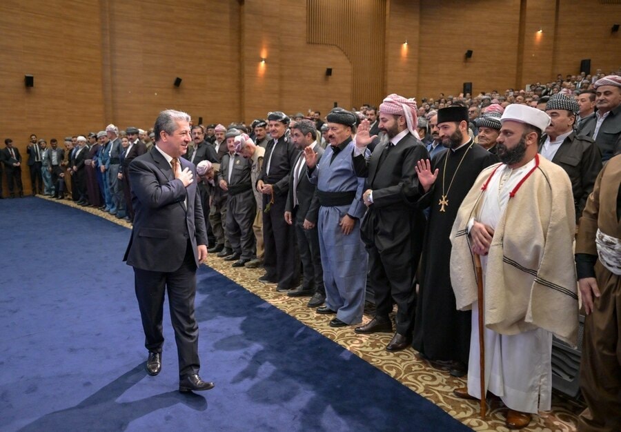 سەرۆکوەزیر لەگەڵ چین و توێژە جیاوازەکانی ناوچەی بادینان دیداری کرد