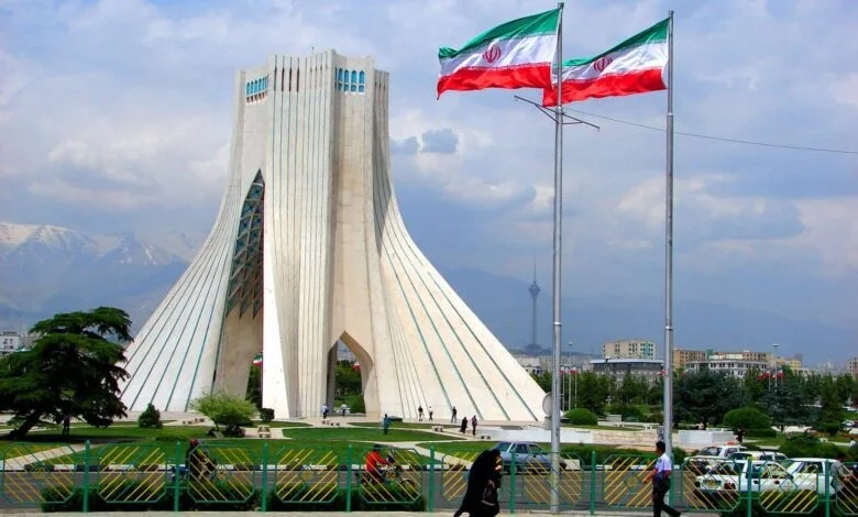 سوپای پاسداران: ئەگەر هەناردەی نەوتی ئێران ڕابگیرێت هیچ نەوتێک لە کەنداوەوە دەرناچێت